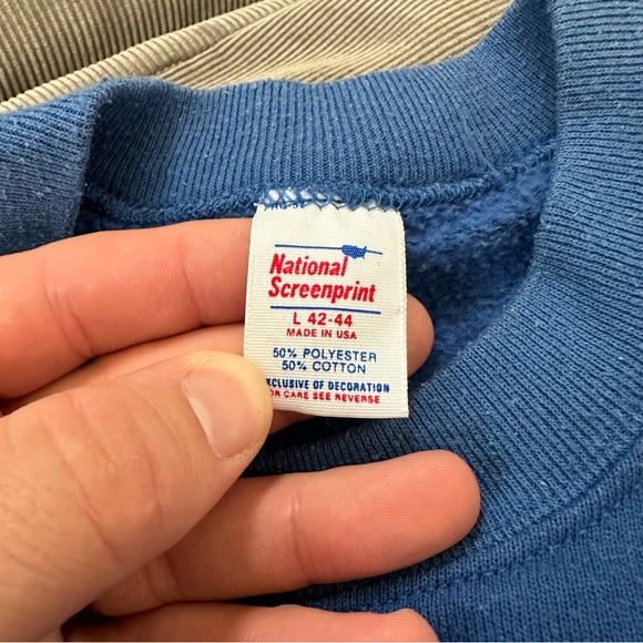 Vintage Gatlinburg Tennessee Tourist Skiing Bears Sweatshirt Large - Fits Small - Picture 3 of 6